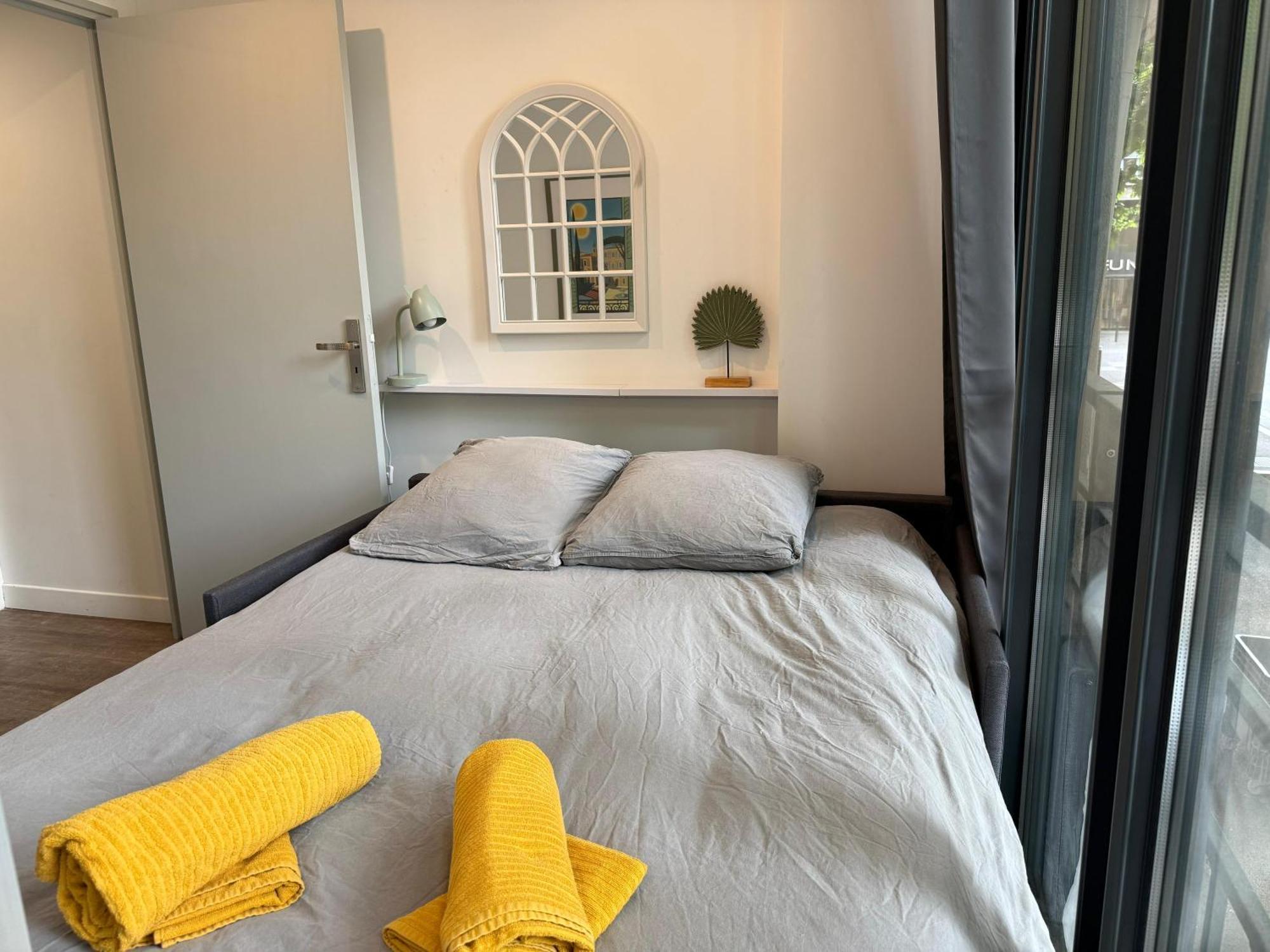 L'Amandier - Joli Appartement T3 Neuf Centre Ville A 2 Pas De La Rotonde Mirabeau Et Des Allees Provencales エクス＝アン＝プロヴァンス エクステリア 写真