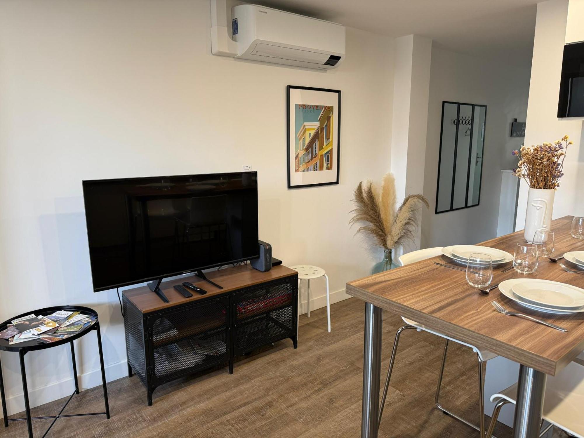L'Amandier - Joli Appartement T3 Neuf Centre Ville A 2 Pas De La Rotonde Mirabeau Et Des Allees Provencales エクス＝アン＝プロヴァンス エクステリア 写真